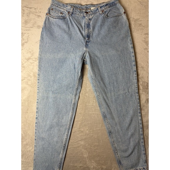 Vintage Levi's 550 Women's 20W Relaxed Fit Tapered Leg Jeans USA Made Light Wash - Picture 1 of 12